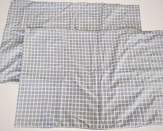 Huntington Home Set of 2 Pillowcases 20 x 30 Standard Size Blue Checkered NEW