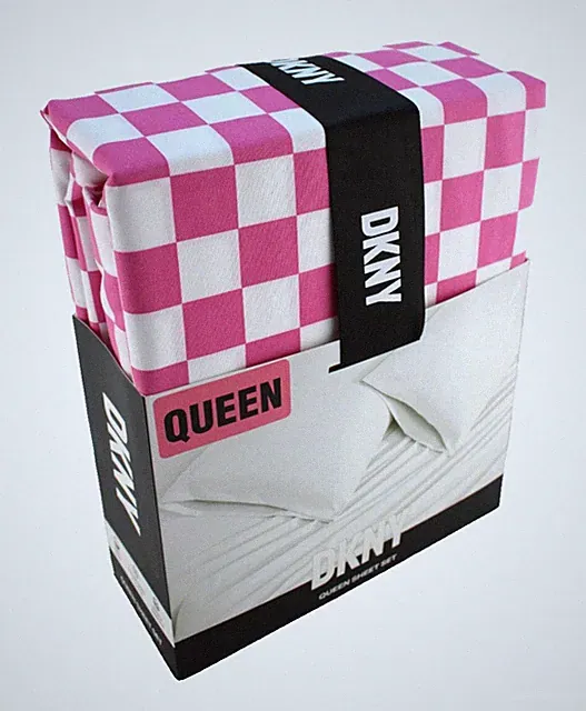New DKNY Queen Size Pink / White Checker Board Wrinkle Resistant Sheet Set