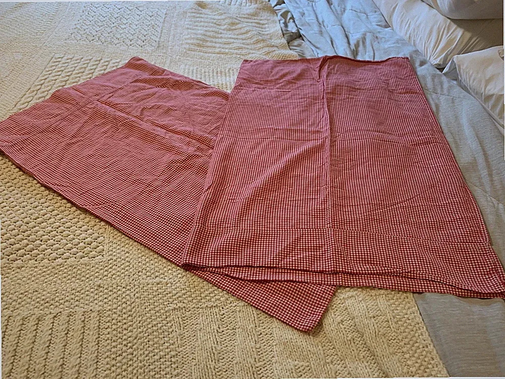 VTG RALPH LAUREN STANDARD RED/WHITE CHECKERED PILLOWCASES