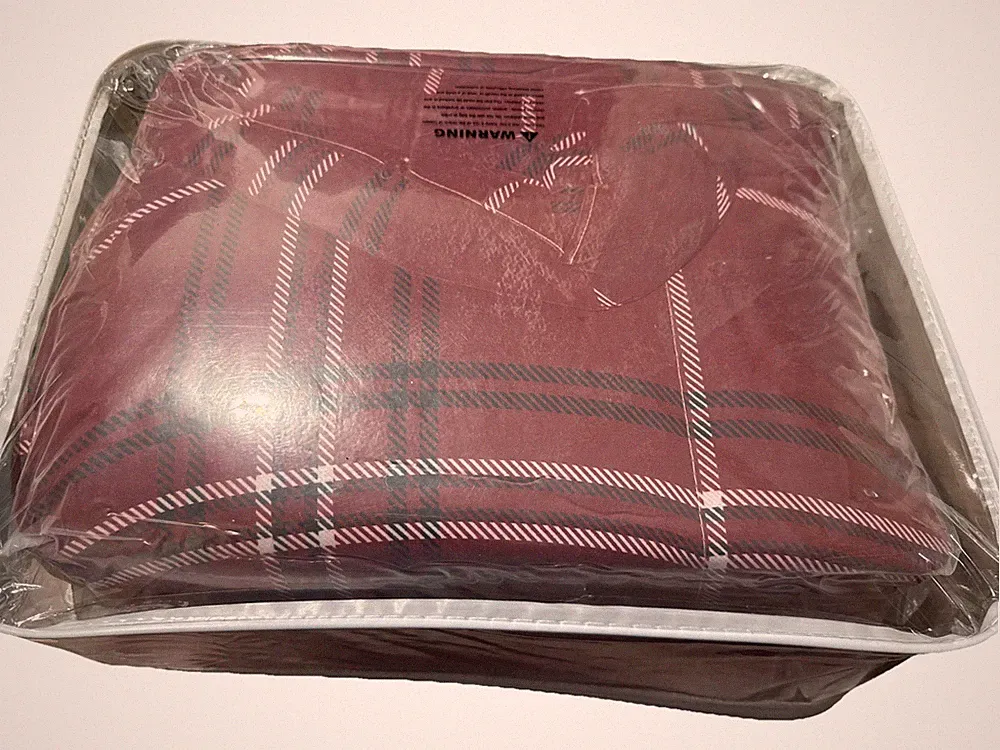 Winter Burgendy Red Buffalo Plaid 7Pc Queen Comforter Set